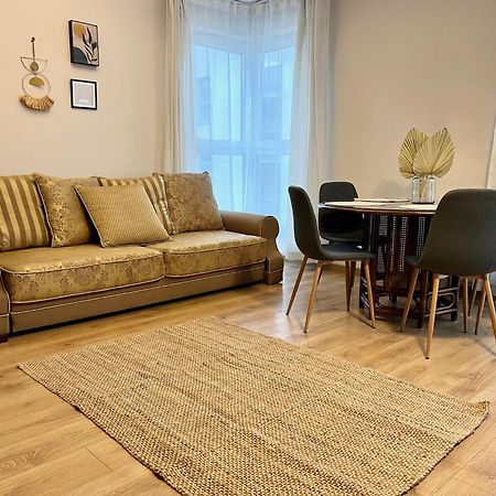 Oldtown Retro Apartment By Marina With Balcony For 6 People Gdańsk Buitenkant foto