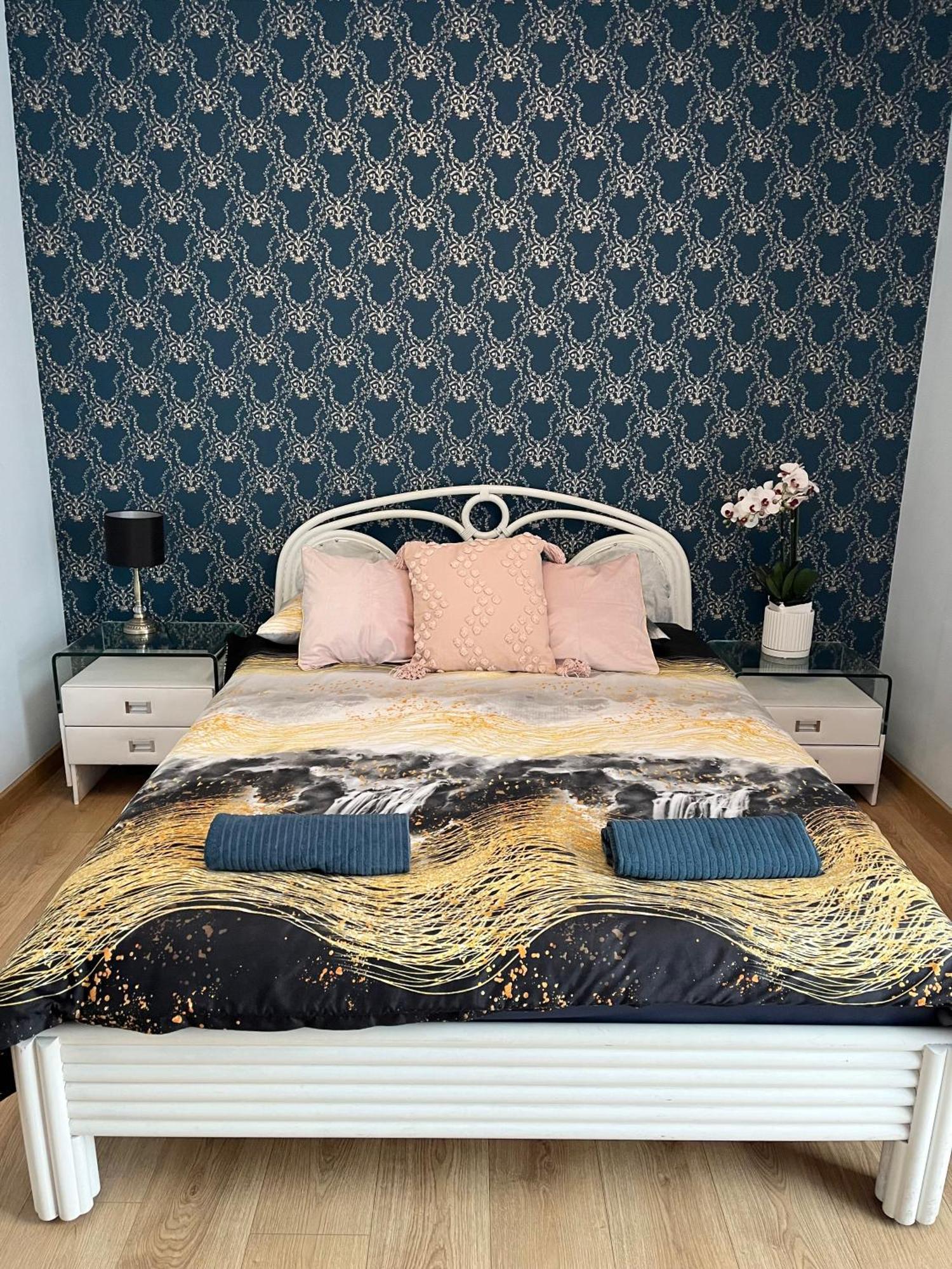 Oldtown Retro Apartment By Marina With Balcony For 6 People Gdańsk Buitenkant foto